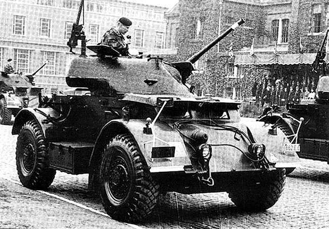 T17 Staghound.jpg